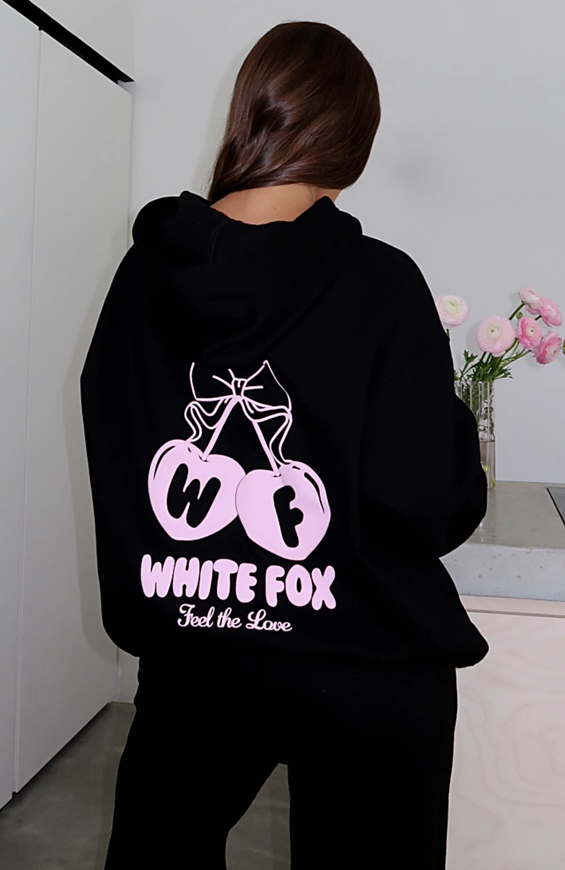 112-feel-the-love-oversized-hoodie-black-1.webp Feel The Love Oversized Hoodie Black