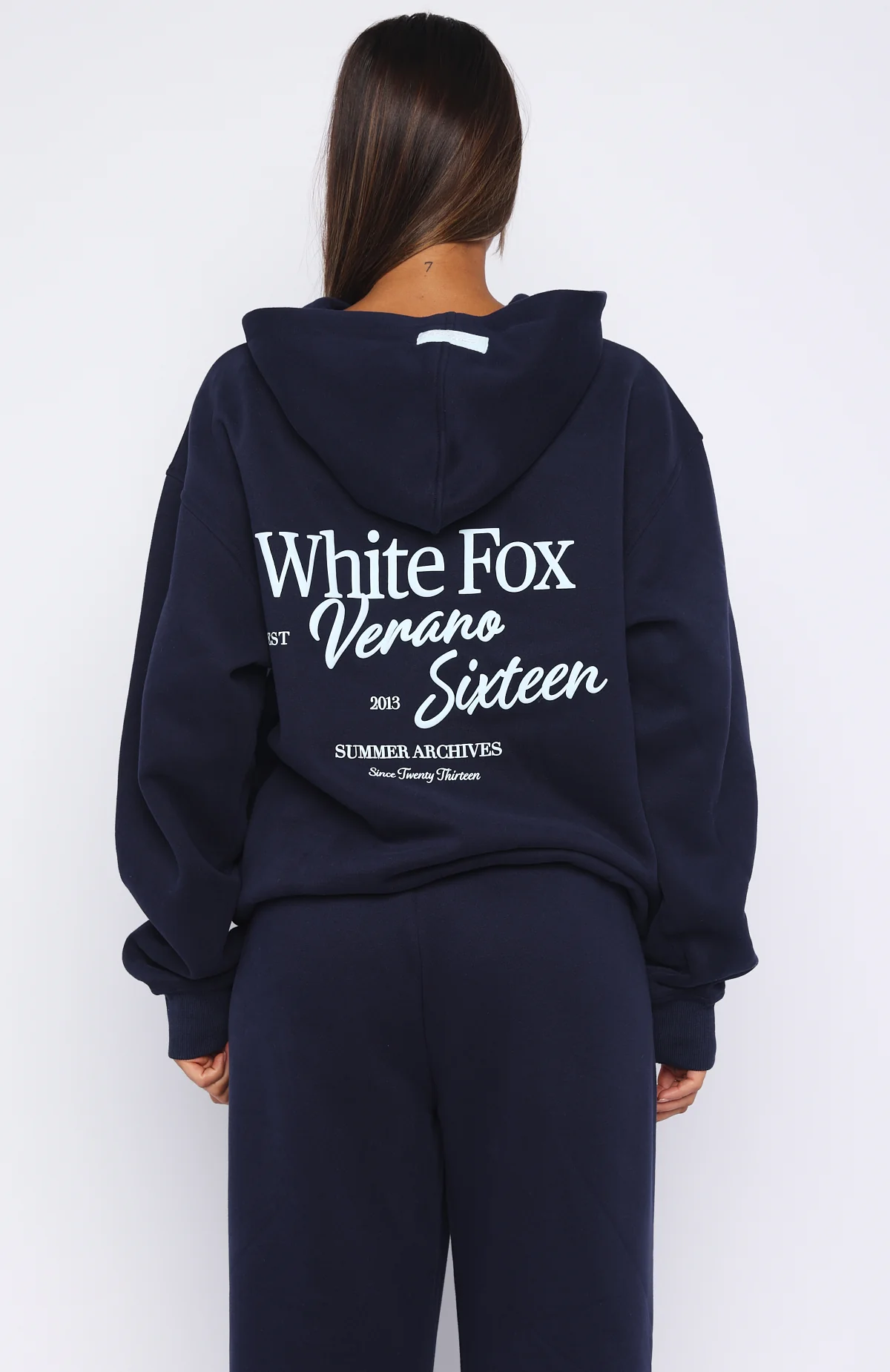 11226-verano-sixteen-lilia-oversized-hoodie-navy-5.webp Verano Sixteen Lilia Oversized Hoodie Navy