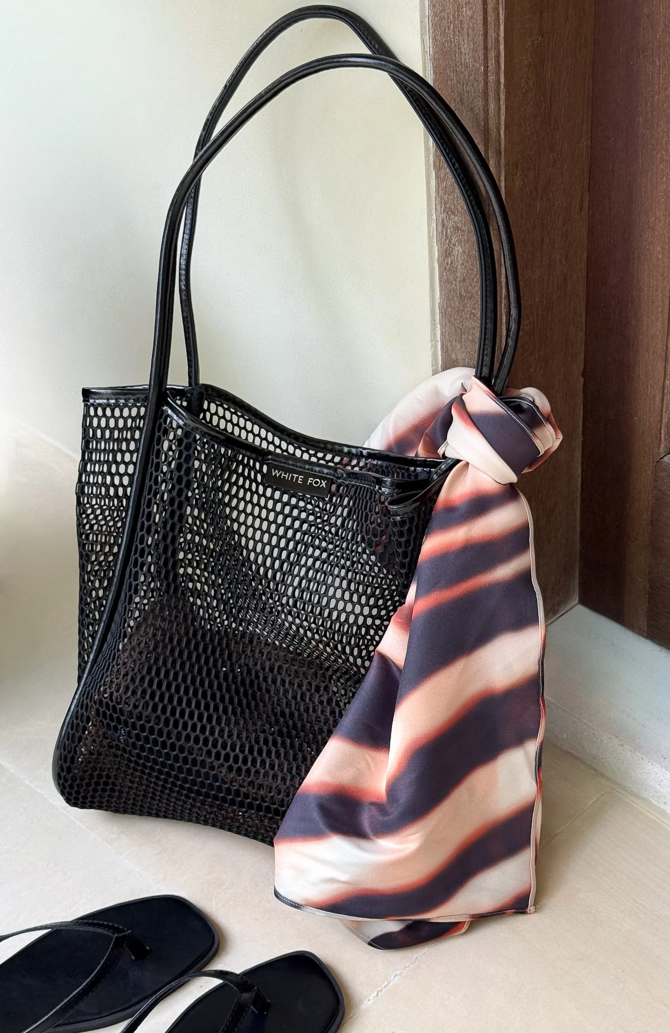 12477-aria-shoulder-bag-black-1.webp Aria Shoulder Bag Black