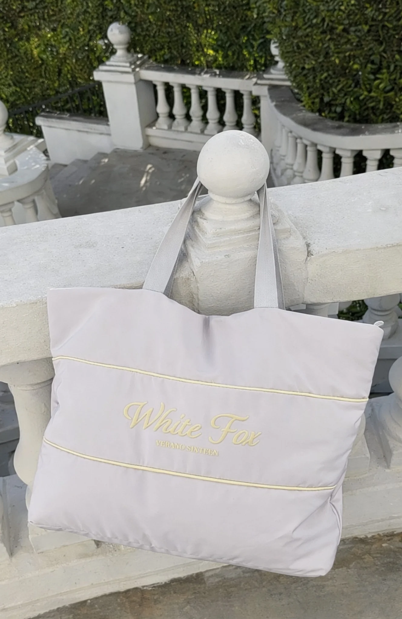Verano Sixteen Magnolia Shoulder Bag Grey/Lemon