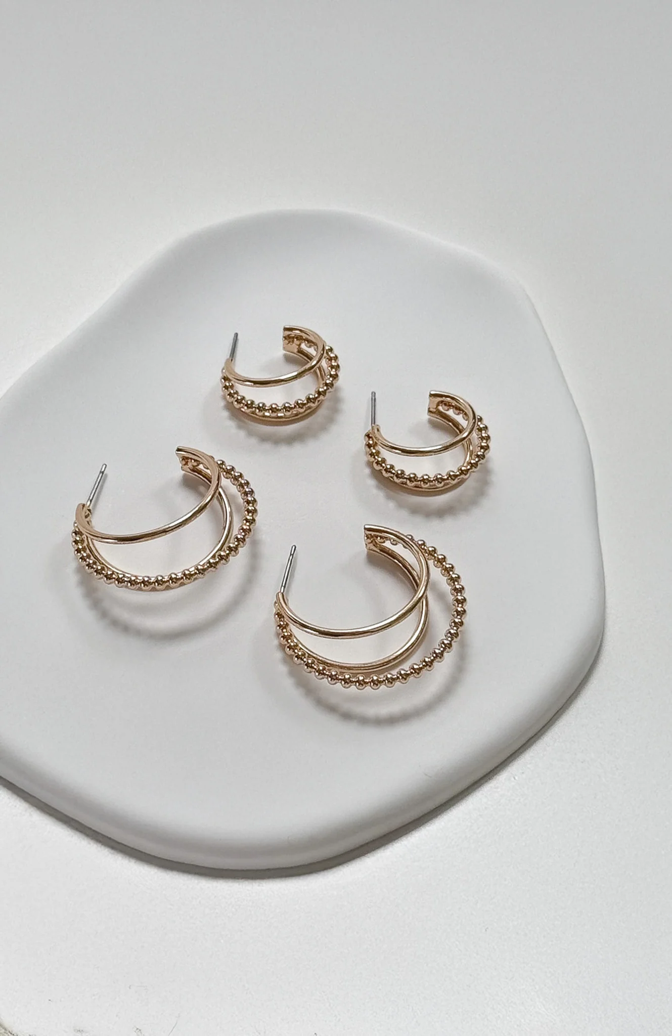 12644-bridget-earring-set-gold-2.webp Bridget Earring Set Gold