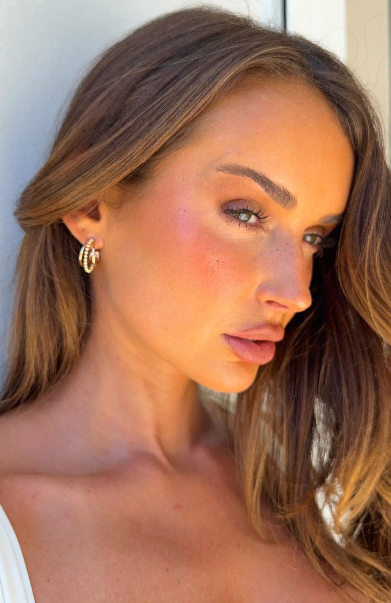 12644-bridget-earring-set-gold-4.webp Bridget Earring Set Gold