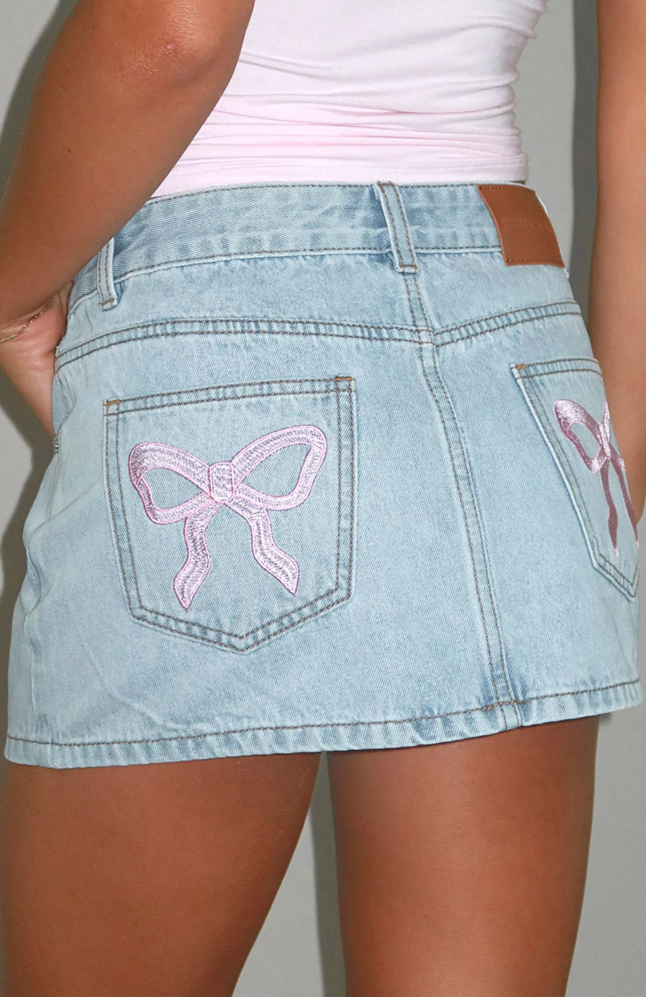 14843-about-a-girl-mid-rise-denim-mini-skirt-mid-blue-1.webp About A Girl Mid Rise Denim Mini Skirt Mid Blue