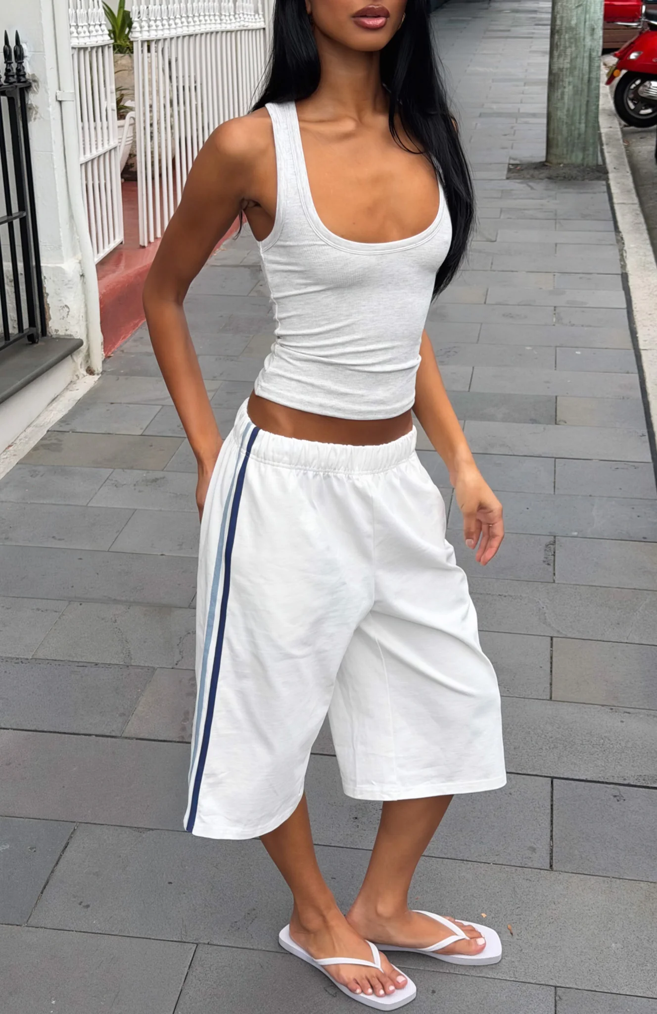 18061-call-it-ours-relaxed-shorts-white-1.webp Call It Ours Relaxed Shorts White