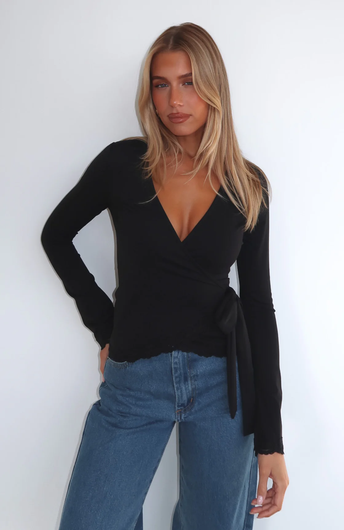 18568-cater-to-you-long-sleeve-top-black-1.webp Cater To You Long Sleeve Top Black