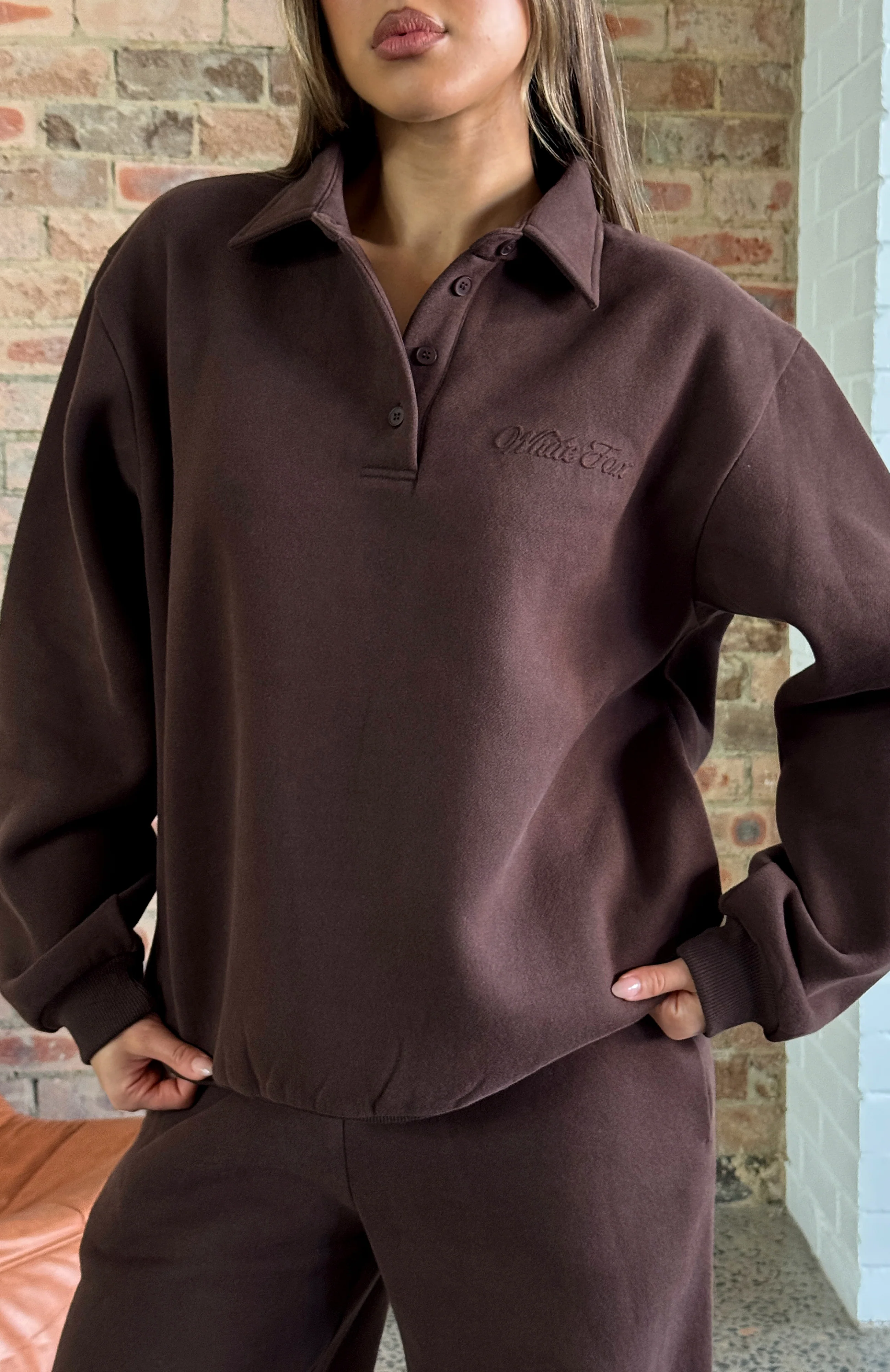 18930-chill-moves-oversized-henley-sweater-chocolate-6.webp Chill Moves Oversized Henley Sweater Chocolate