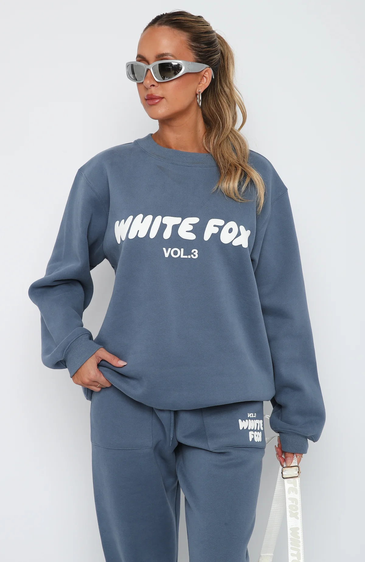 195-offstage-sweater-ocean-2.webp Offstage Sweater Ocean