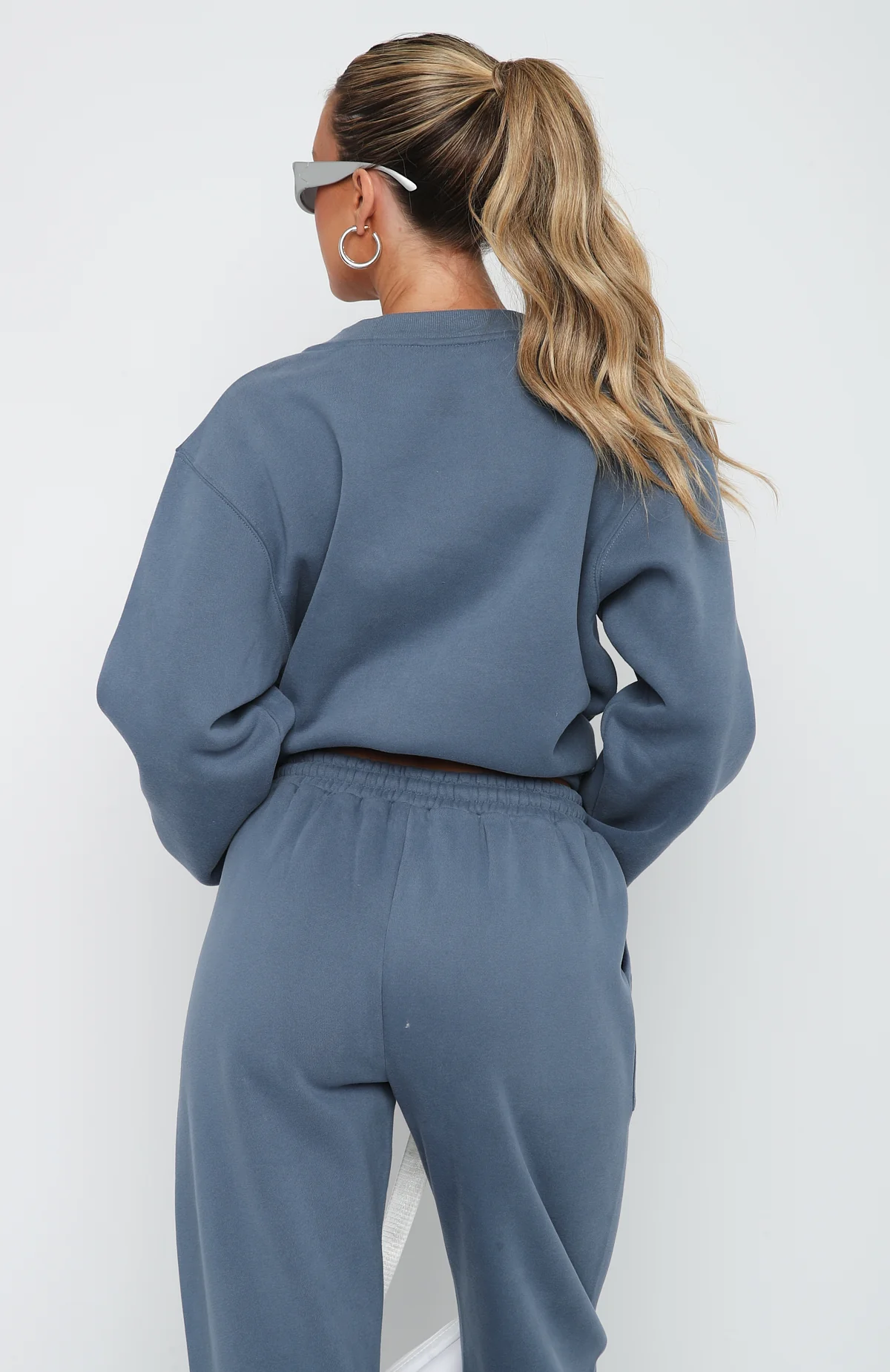 195-offstage-sweater-ocean-4.webp Offstage Sweater Ocean