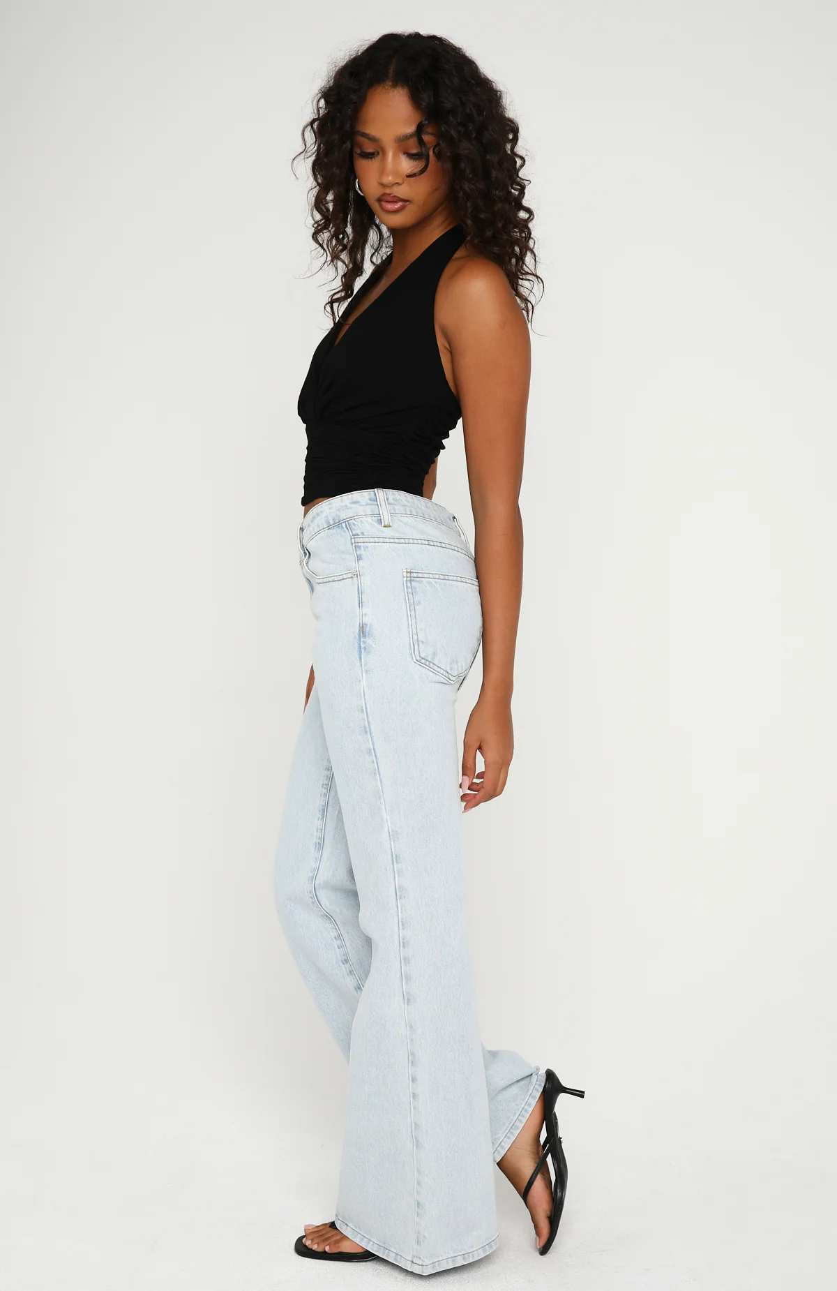 2035-cielo-low-rise-flare-leg-jeans-glacier-blue-3.webp Cielo Low Rise Flare Leg Jeans Glacier Blue