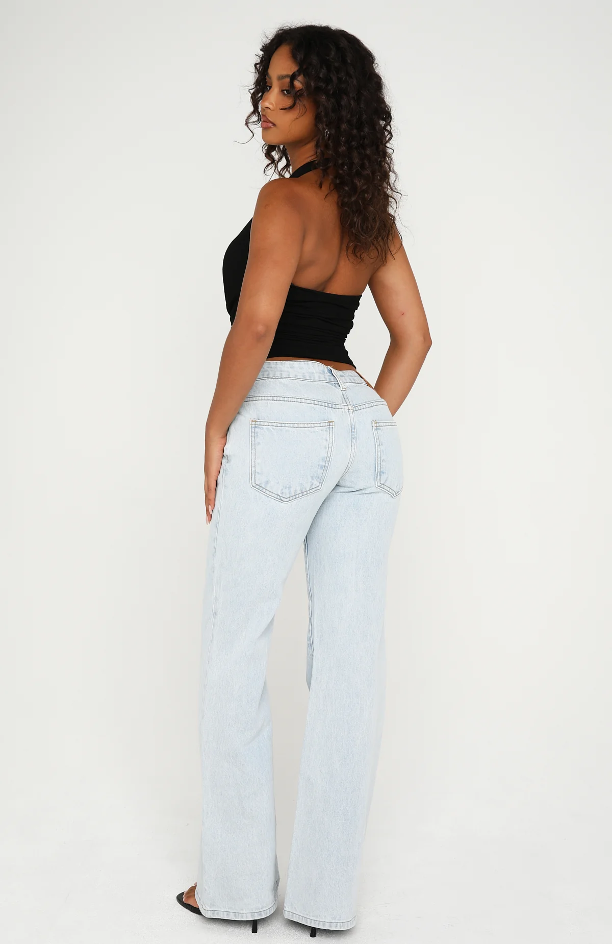 2035-cielo-low-rise-flare-leg-jeans-glacier-blue-4.webp Cielo Low Rise Flare Leg Jeans Glacier Blue