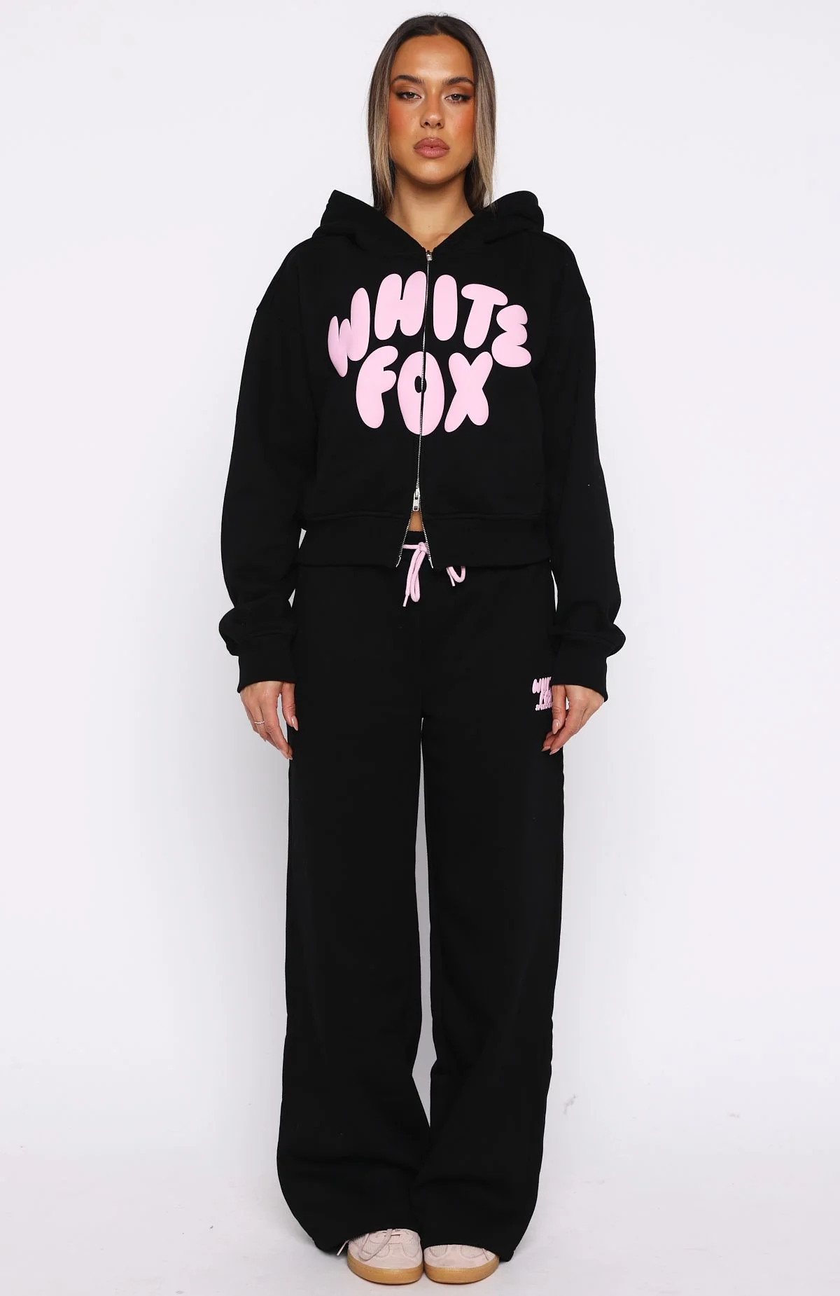 2075-club-14-allie-boxy-zip-front-hoodie-black-5.webp Club 14 Allie Boxy Zip Front Hoodie Black