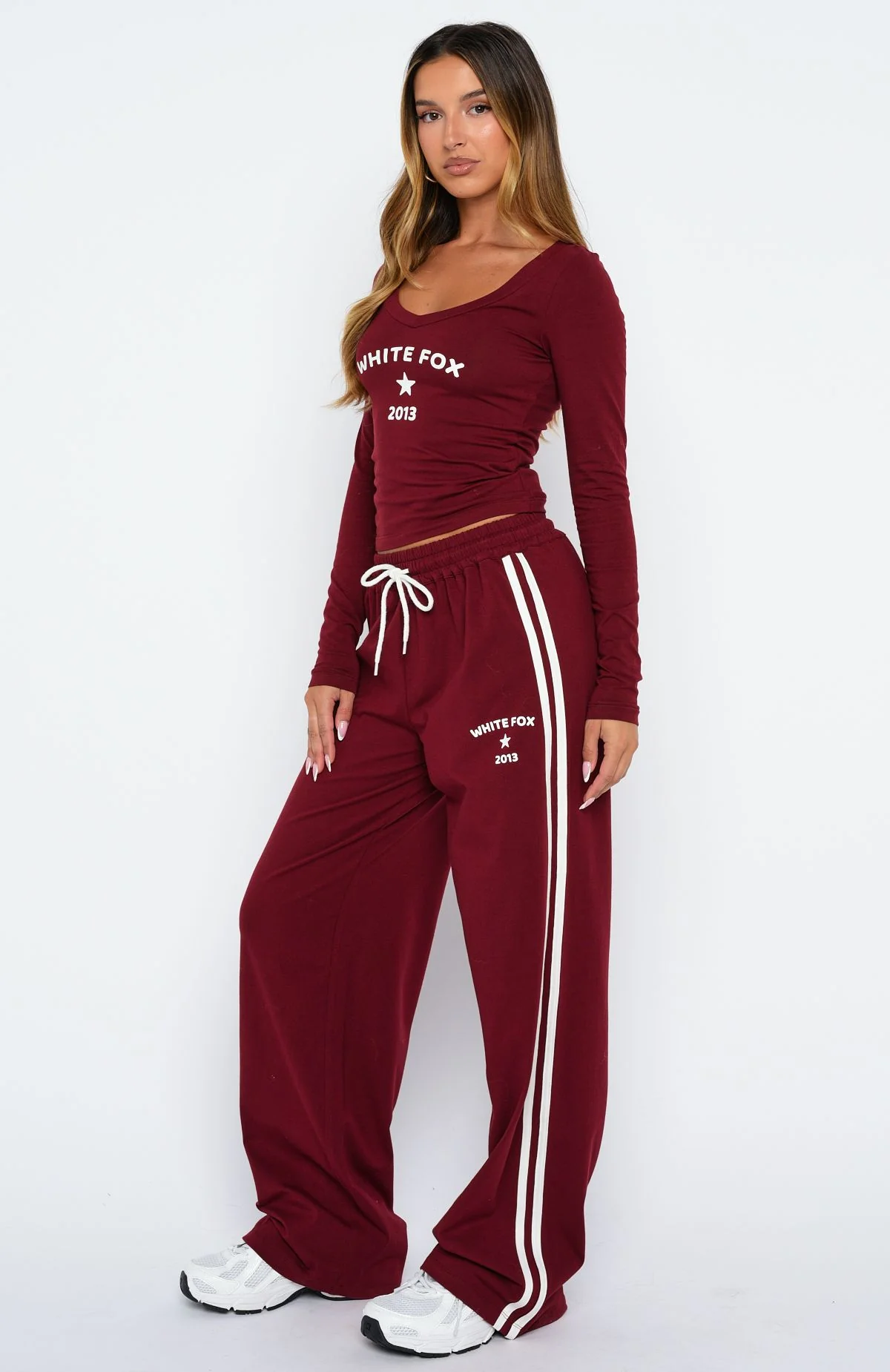22898-found-you-out-track-pants-burgundy-3.webp Found You Out Track Pants Burgundy