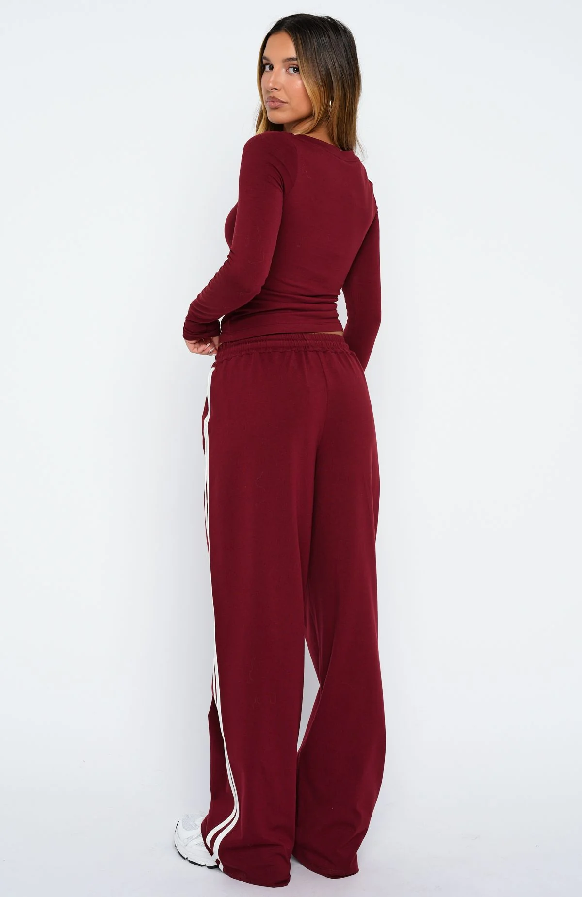 22898-found-you-out-track-pants-burgundy-4.webp Found You Out Track Pants Burgundy
