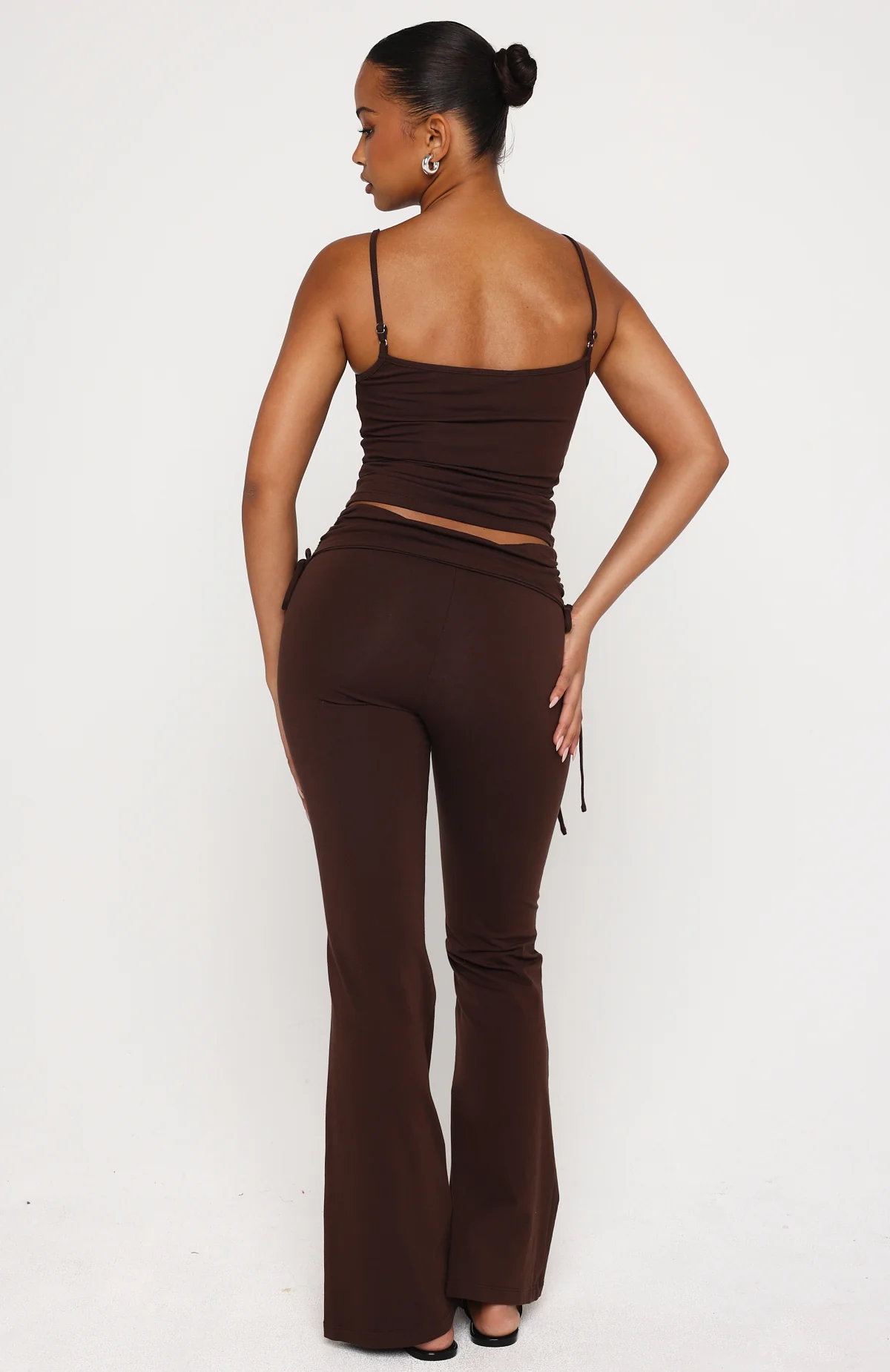 5970-pretty-vibes-fold-over-flare-pants-chocolate-4.webp Pretty Vibes Fold Over Flare Pants Chocolate
