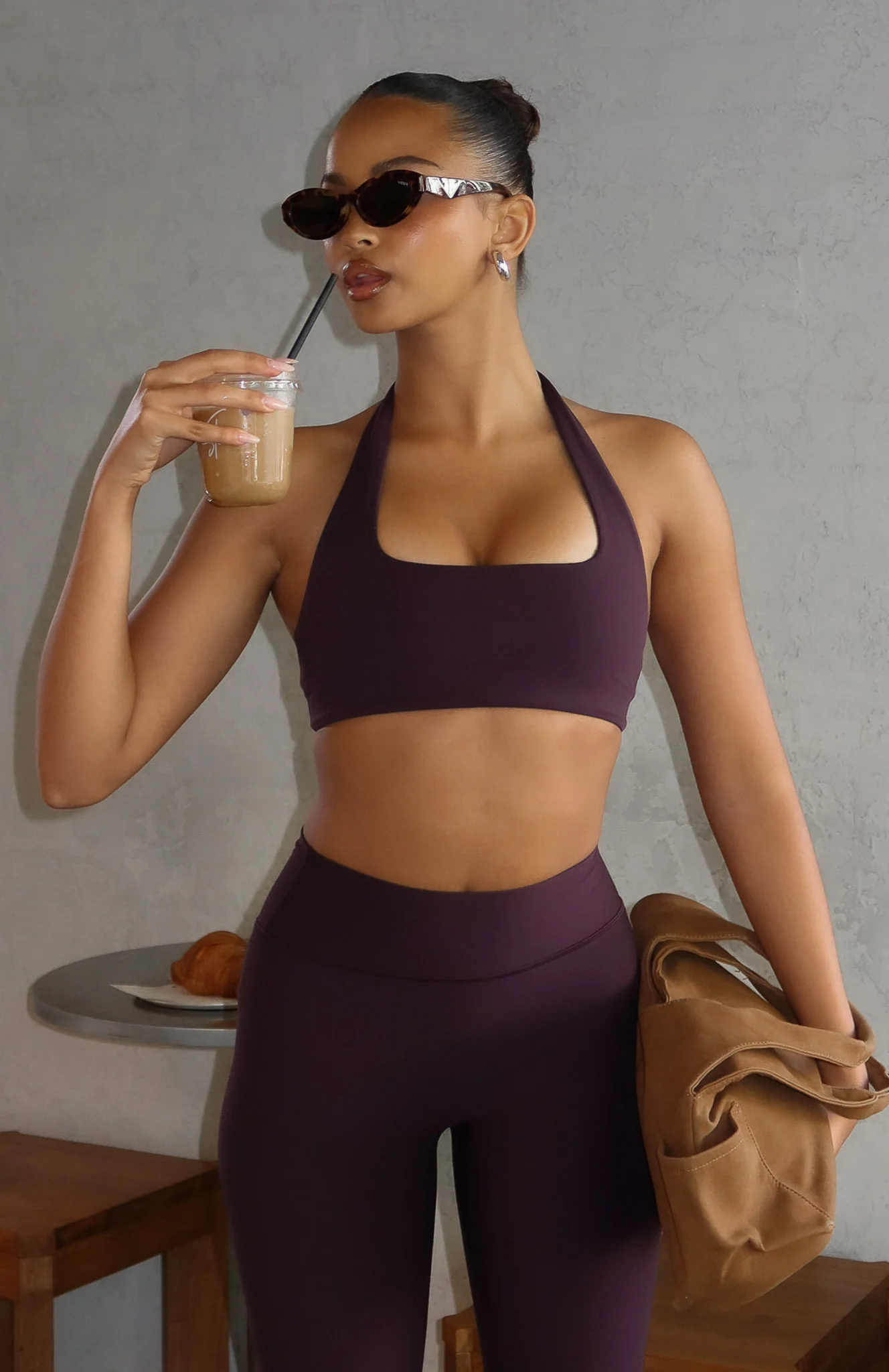625-physical-sports-bra-midnight-plum-1.webp Physical Sports Bra Midnight Plum