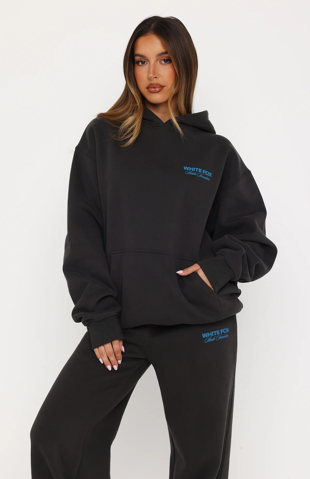 7036-studio-17-tallulah-oversized-hoodie-charcoal-2.webp Studio 17 Tallulah Oversized Hoodie Charcoal