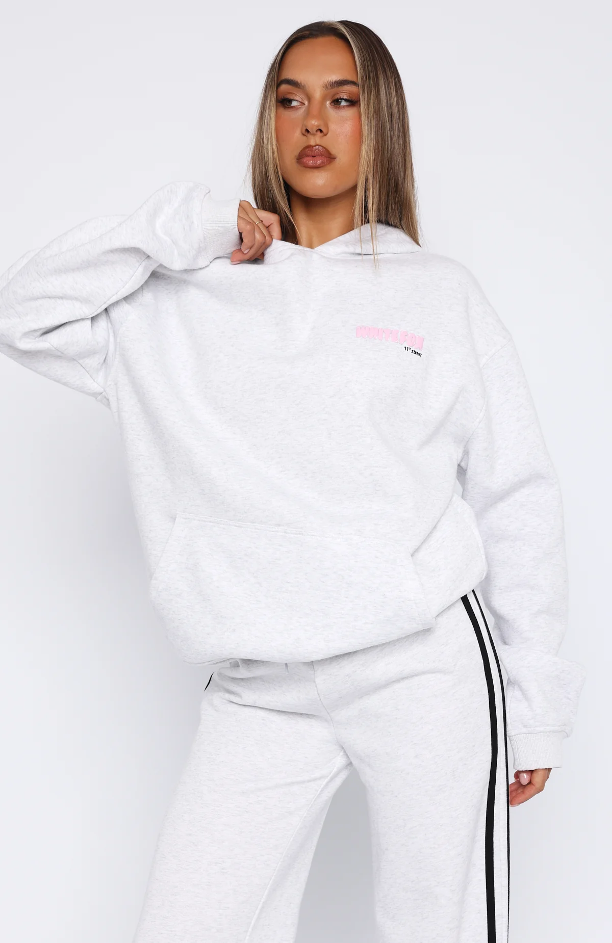 8586-11th-street-she-s-so-lucky-oversized-hoodie-leopard-splice-3.webp 11th Street She's So Lucky Oversized Hoodie Leopard Splice