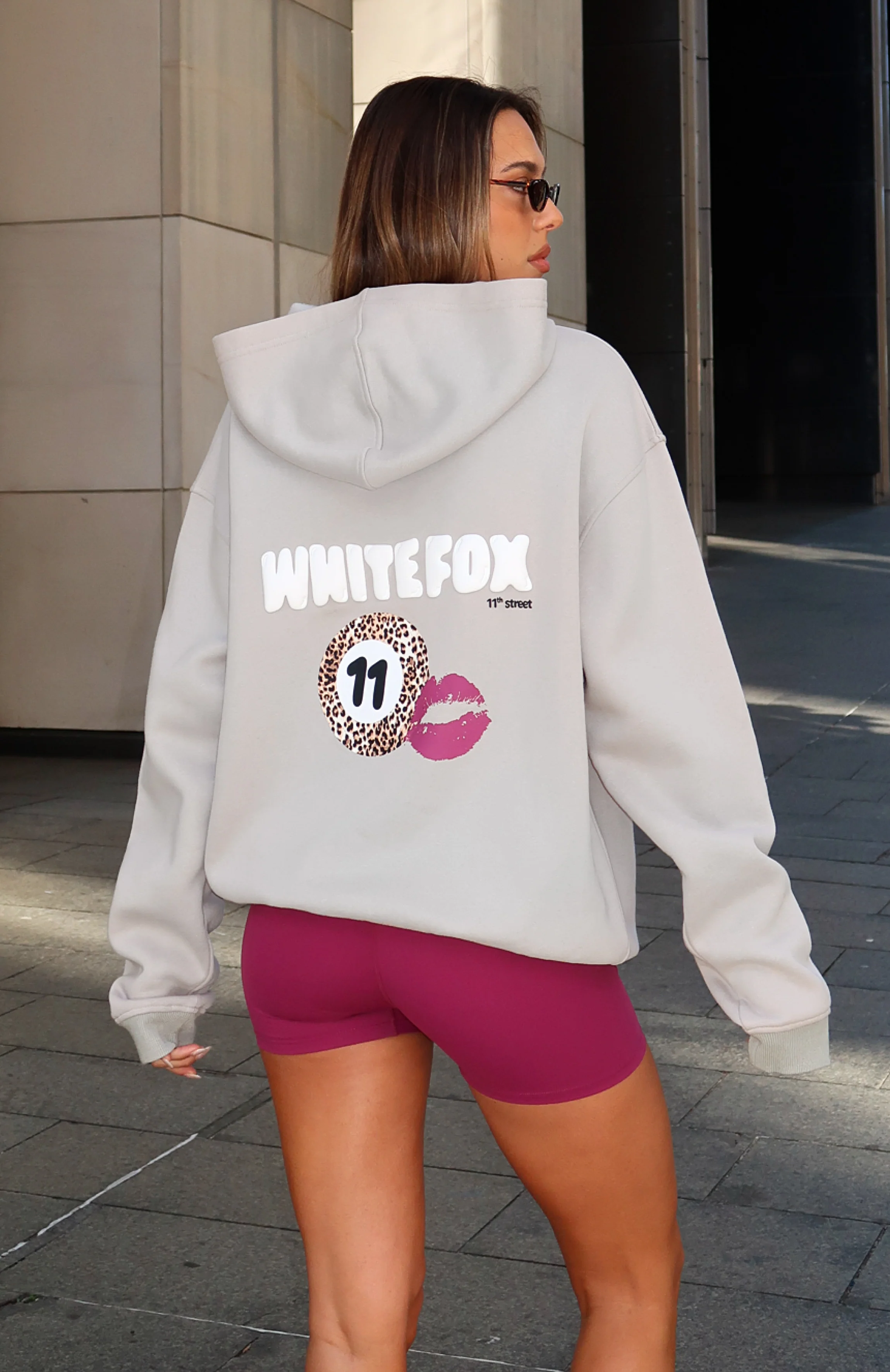 8593-11th-street-she-s-so-lucky-oversized-hoodie-moon-kiss-1.webp 11th Street She's So Lucky Oversized Hoodie Moon Kiss