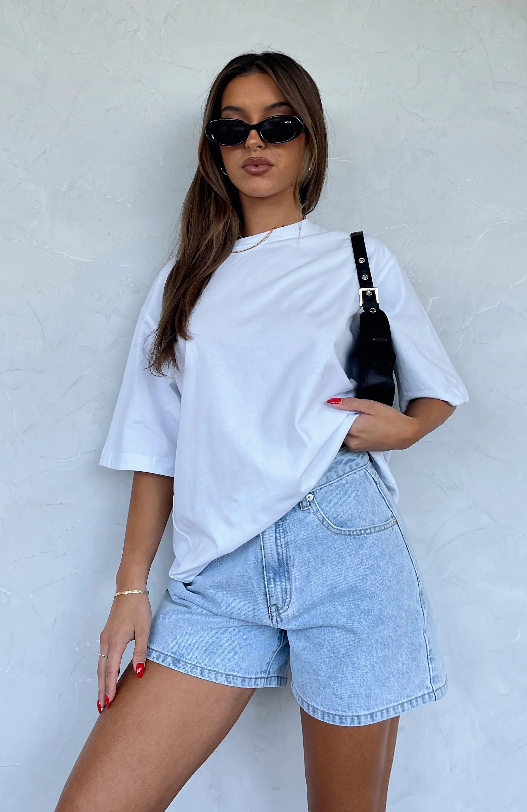 9904-let-it-out-oversized-tee-white-6.webp Let It Out Oversized Tee White